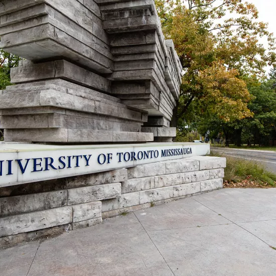 Stone entrance to UTM that reads University of Toronto Mississauga