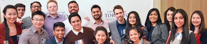 Smiling faces of IMI alumni at the 2017 IMI Alumni Mixer