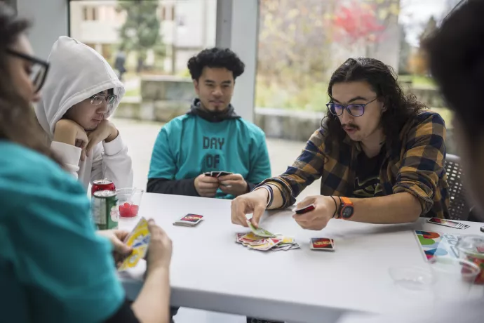 Students play Uno